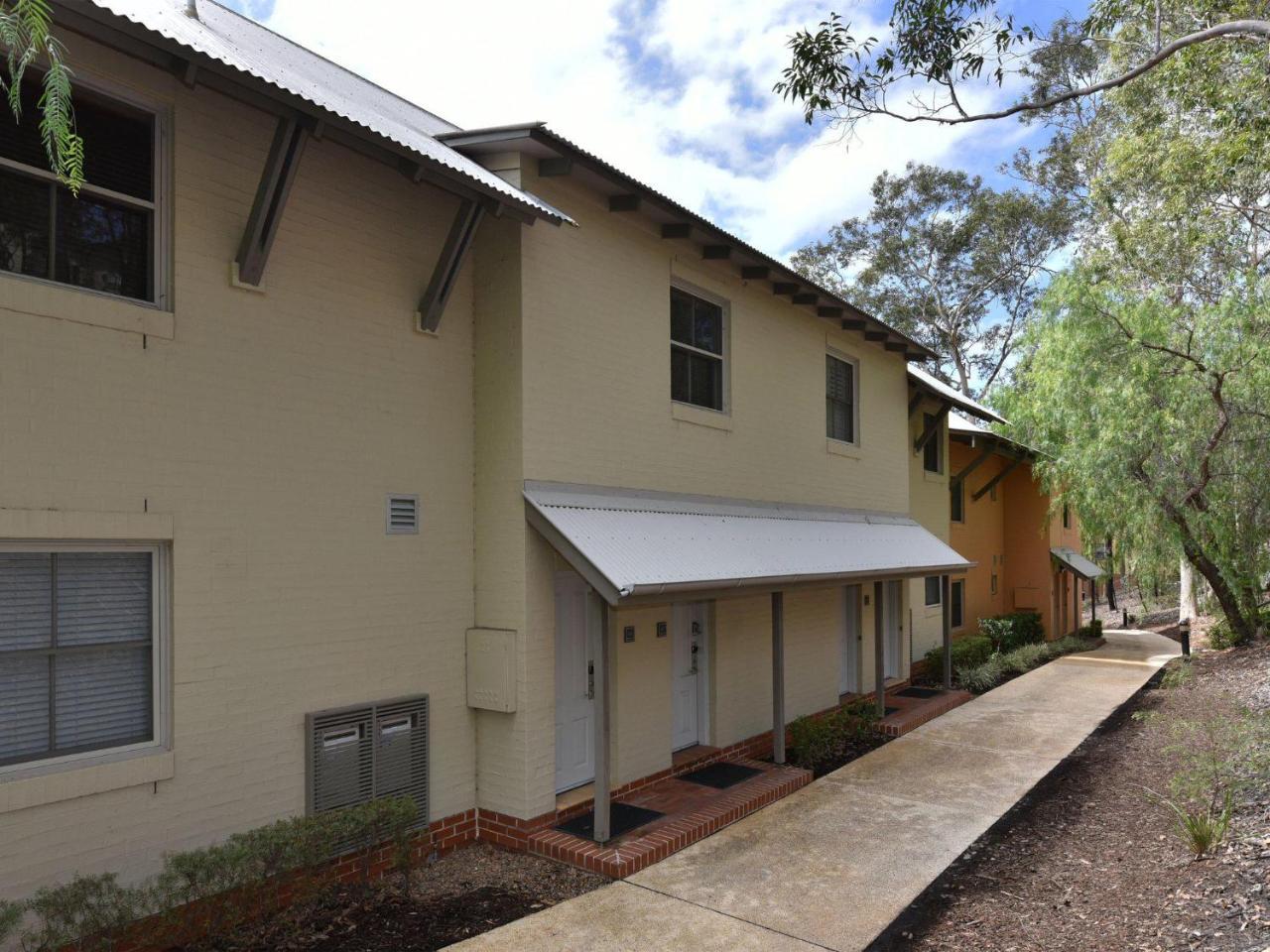 Villa Riesling Located Within Cypress Lakes Cessnock Exterior photo